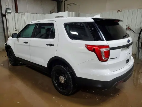 1FM5K8AR1HGE02006 2017 FORD EXPLORER - Image 2