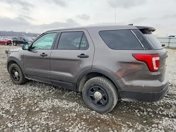 1FM5K8AR1HGE02135 2017 FORD EXPLORER - Image 2