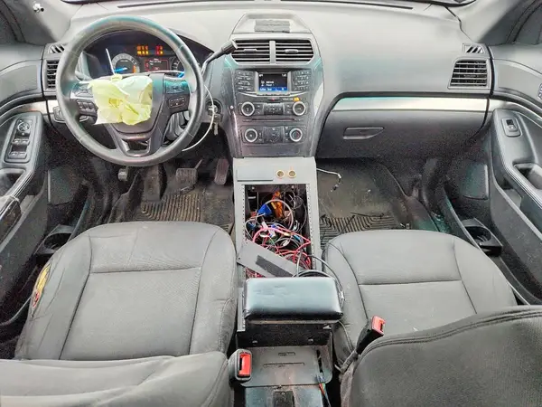 1FM5K8AR1HGE02135 2017 FORD EXPLORER - Image 8