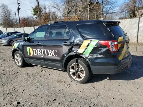 1FM5K8AR1JGA72714 2018 FORD EXPLORER - Image 2