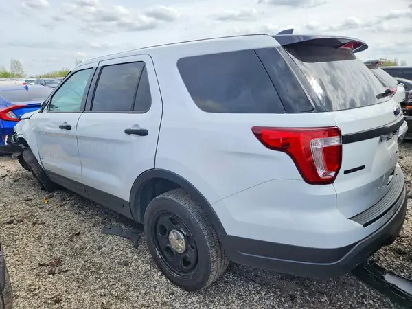 1FM5K8AR1JGB58332 2018 FORD EXPLORER - Image 2