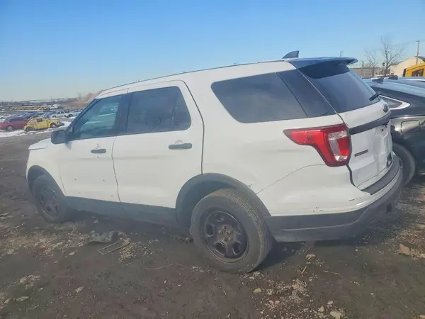1FM5K8AR1KGB22870 2019 FORD EXPLORER - Image 2