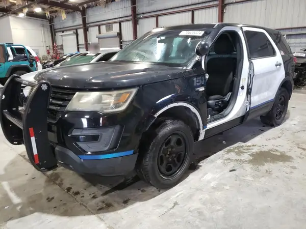 1FM5K8AR2GGA19173 2016 FORD EXPLORER - Image 1