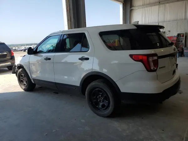 1FM5K8AR2GGC26100 2016 FORD EXPLORER - Image 2