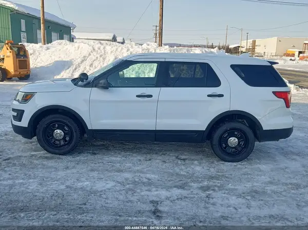 1FM5K8AR2GGC95014 2016 FORD EXPLORER - Image 2