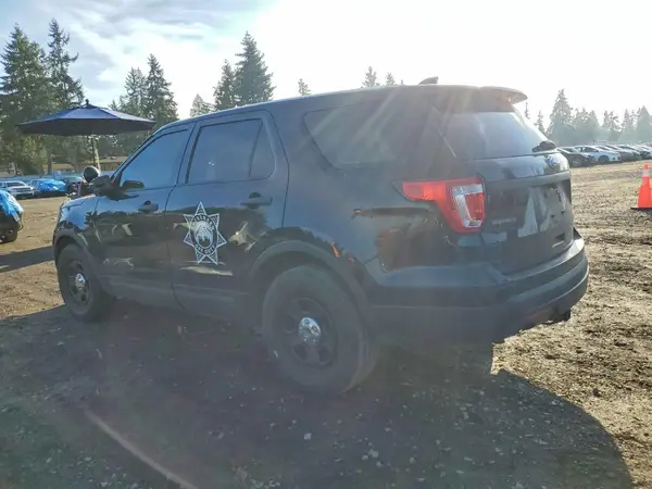 1FM5K8AR2GGD31879 2016 FORD EXPLORER - Image 2