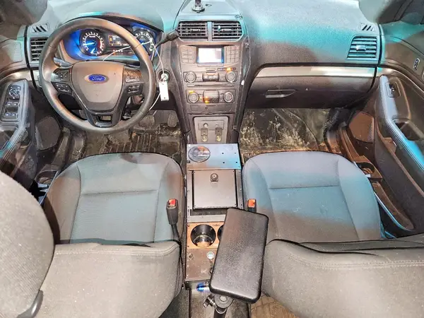 1FM5K8AR2HGB72041 2017 FORD EXPLORER - Image 8