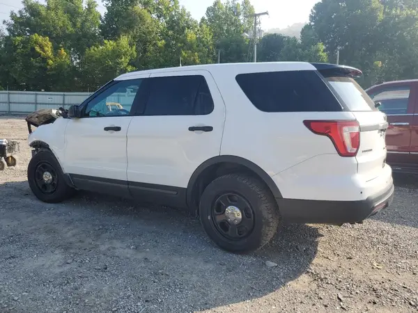 1FM5K8AR2HGC35266 2017 FORD EXPLORER - Image 2