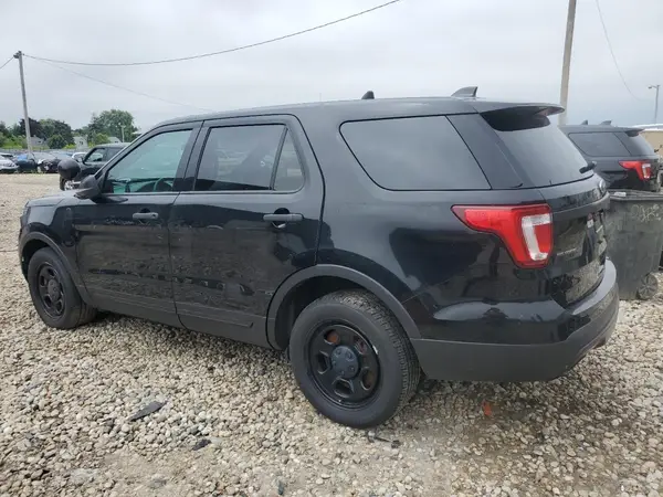 1FM5K8AR2HGD13920 2017 FORD EXPLORER - Image 2