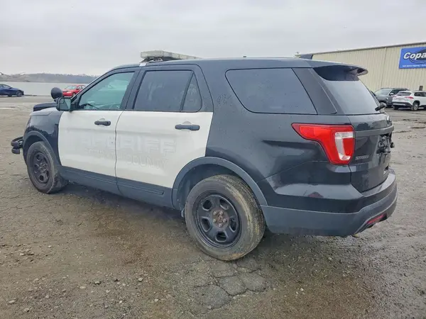 1FM5K8AR2HGD58856 2017 FORD EXPLORER - Image 2