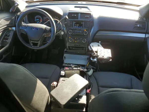 1FM5K8AR2HGD58856 2017 FORD EXPLORER - Image 8