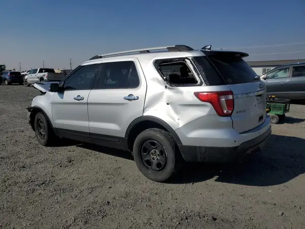 1FM5K8AR2HGD93140 2017 FORD EXPLORER - Image 2