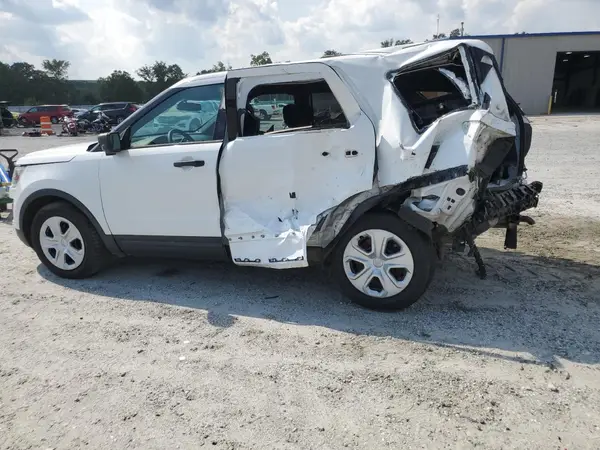 1FM5K8AR2JGB67749 2018 FORD EXPLORER - Image 2