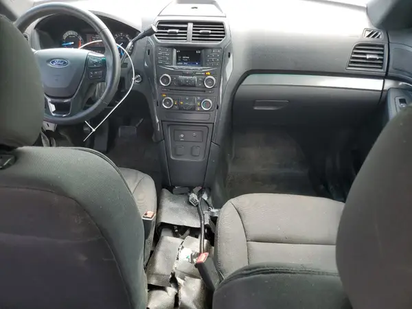 1FM5K8AR2JGB67749 2018 FORD EXPLORER - Image 8