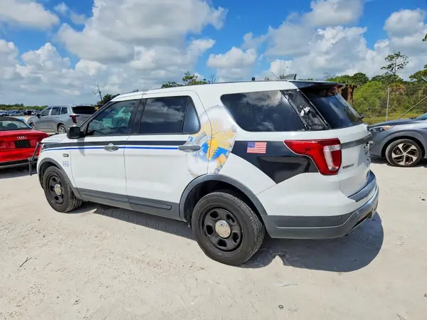 1FM5K8AR2JGC42725 2018 FORD EXPLORER - Image 2