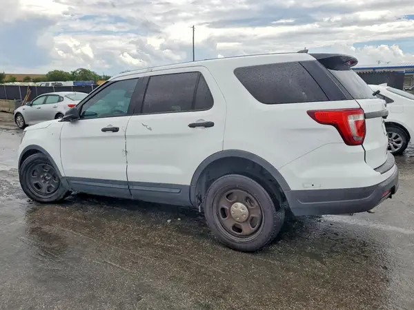 1FM5K8AR2KGB43890 2019 FORD EXPLORER - Image 2