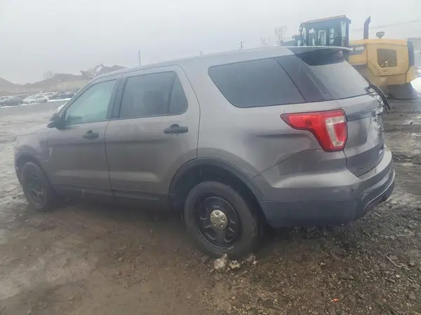1FM5K8AR3GGA04665 2016 FORD EXPLORER - Image 2