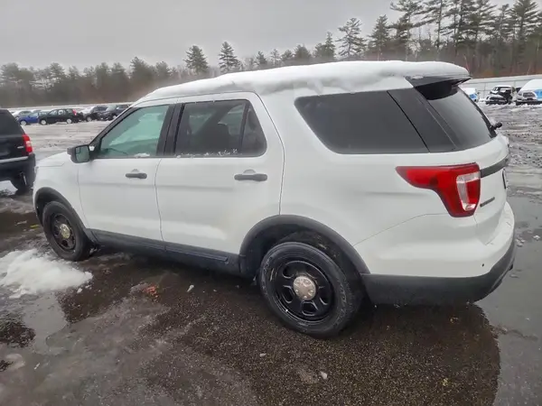 1FM5K8AR3GGA97638 2016 FORD EXPLORER - Image 2