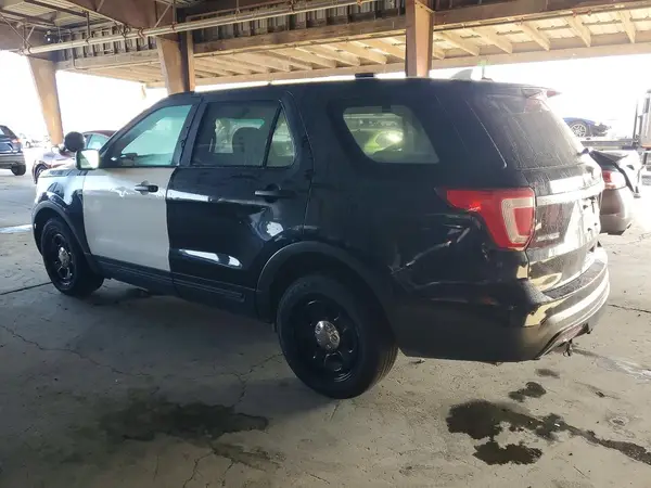 1FM5K8AR3GGB12994 2016 FORD EXPLORER - Image 2