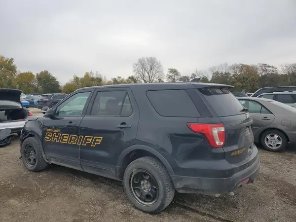 1FM5K8AR3HGB54549 2017 FORD EXPLORER - Image 2