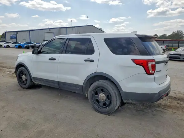 1FM5K8AR3HGB54809 2017 FORD EXPLORER - Image 2