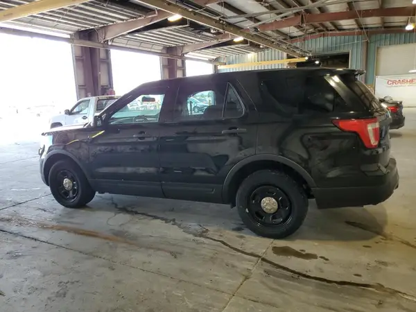 1FM5K8AR3HGD60017 2017 FORD EXPLORER - Image 2