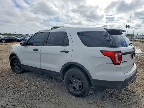 1FM5K8AR3HGE39932 2017 FORD EXPLORER - Image 2