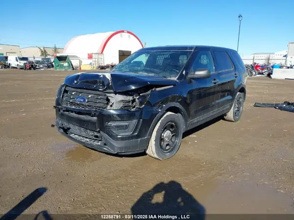 1FM5K8AR3JGB20729 2018 FORD EXPLORER - Image 2