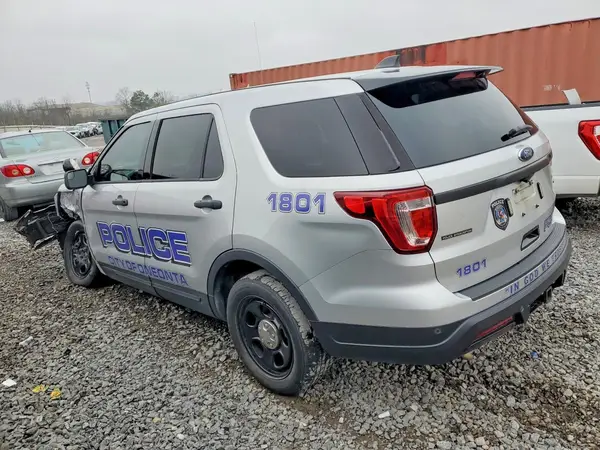 1FM5K8AR3JGC74244 2018 FORD EXPLORER - Image 2