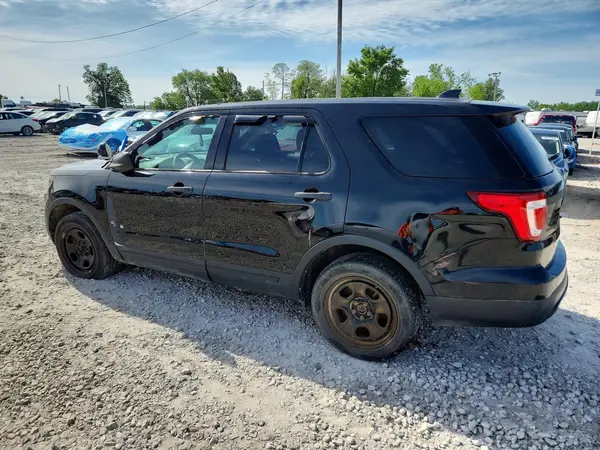 1FM5K8AR4GGA77771 2016 FORD EXPLORER - Image 2