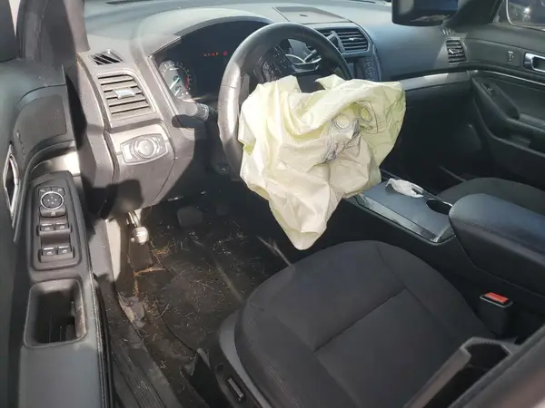 1FM5K8AR4JGA21143 2018 FORD EXPLORER - Image 8