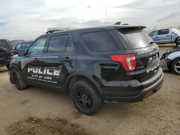 1FM5K8AR4JGA83366 2018 FORD EXPLORER - Image 2