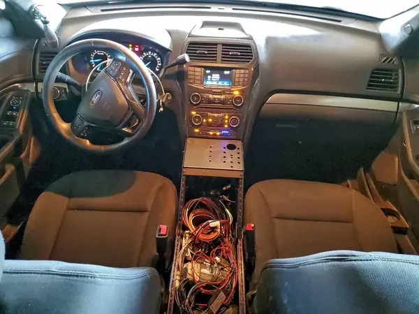 1FM5K8AR4JGB81085 2018 FORD EXPLORER - Image 8