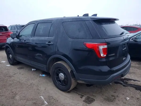 1FM5K8AR4KGA29339 2019 FORD EXPLORER - Image 2