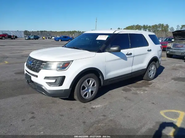 1FM5K8AR5GGD31259 2016 FORD EXPLORER - Image 2