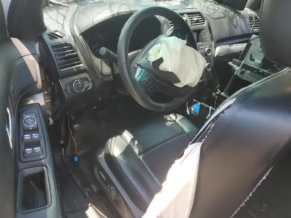 1FM5K8AR5HGA17385 2017 FORD EXPLORER - Image 8