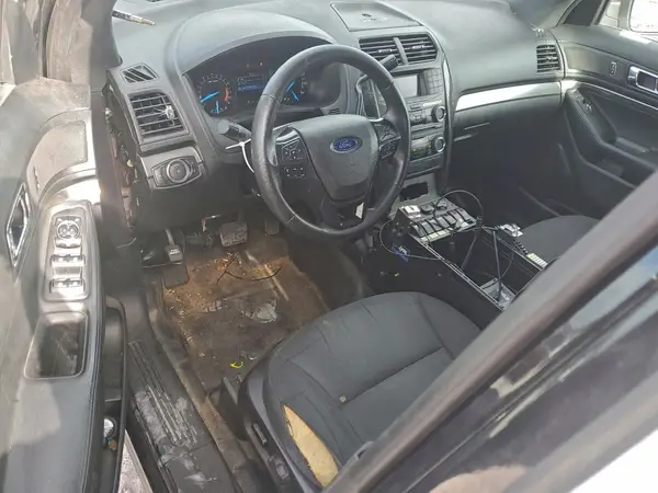 1FM5K8AR5HGD44143 2017 FORD EXPLORER - Image 8