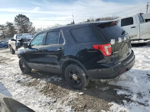 1FM5K8AR5JGA32572 2018 FORD EXPLORER - Image 2