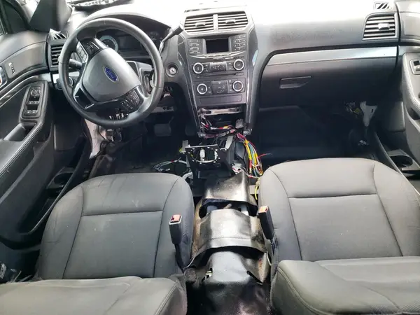 1FM5K8AR5JGA83327 2018 FORD EXPLORER - Image 8