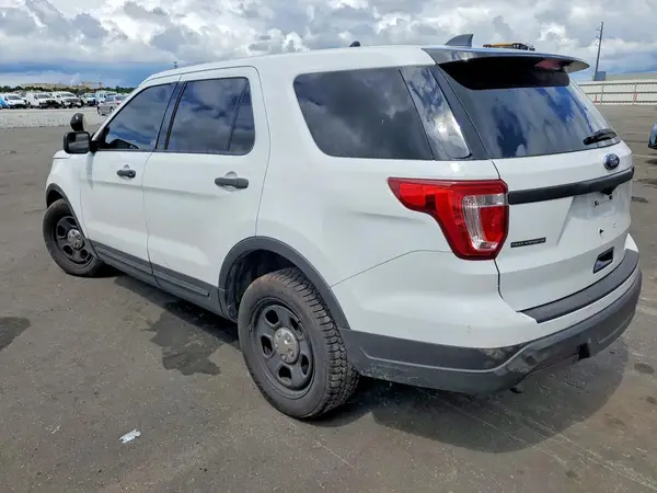1FM5K8AR5JGA83764 2018 FORD EXPLORER - Image 2
