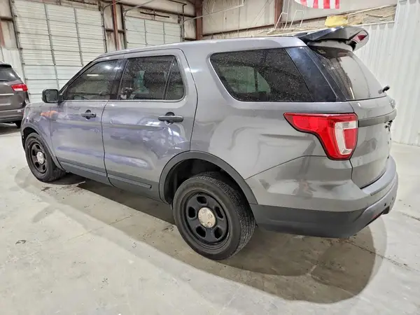 1FM5K8AR5JGB80821 2018 FORD EXPLORER - Image 2