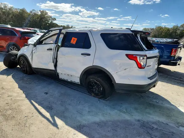 1FM5K8AR5JGC95029 2018 FORD EXPLORER - Image 2