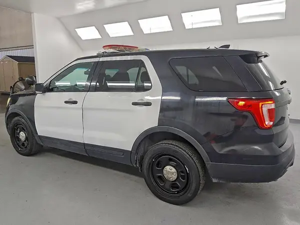 1FM5K8AR6GGA97035 2016 FORD EXPLORER - Image 2