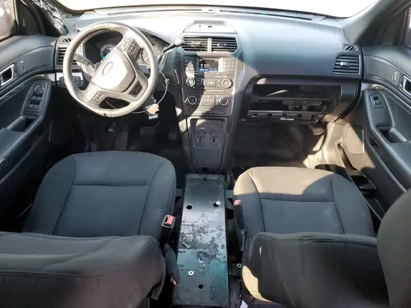 1FM5K8AR6GGB28333 2016 FORD EXPLORER - Image 8