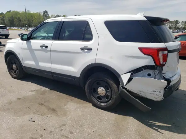 1FM5K8AR6GGB53958 2016 FORD EXPLORER - Image 2