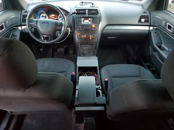 1FM5K8AR6GGB55564 2016 FORD EXPLORER - Image 8