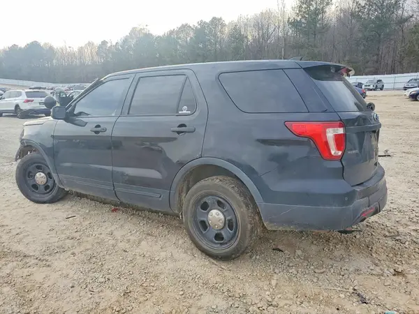 1FM5K8AR6GGC62243 2016 FORD EXPLORER - Image 2