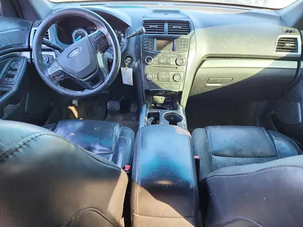 1FM5K8AR6HGA89390 2017 FORD EXPLORER - Image 8