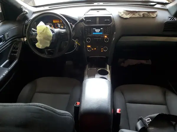 1FM5K8AR6HGC72207 2017 FORD EXPLORER - Image 8