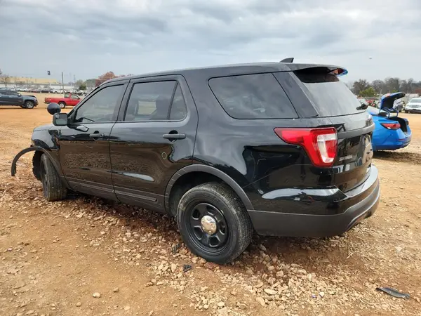 1FM5K8AR6HGD22622 2017 FORD EXPLORER - Image 2